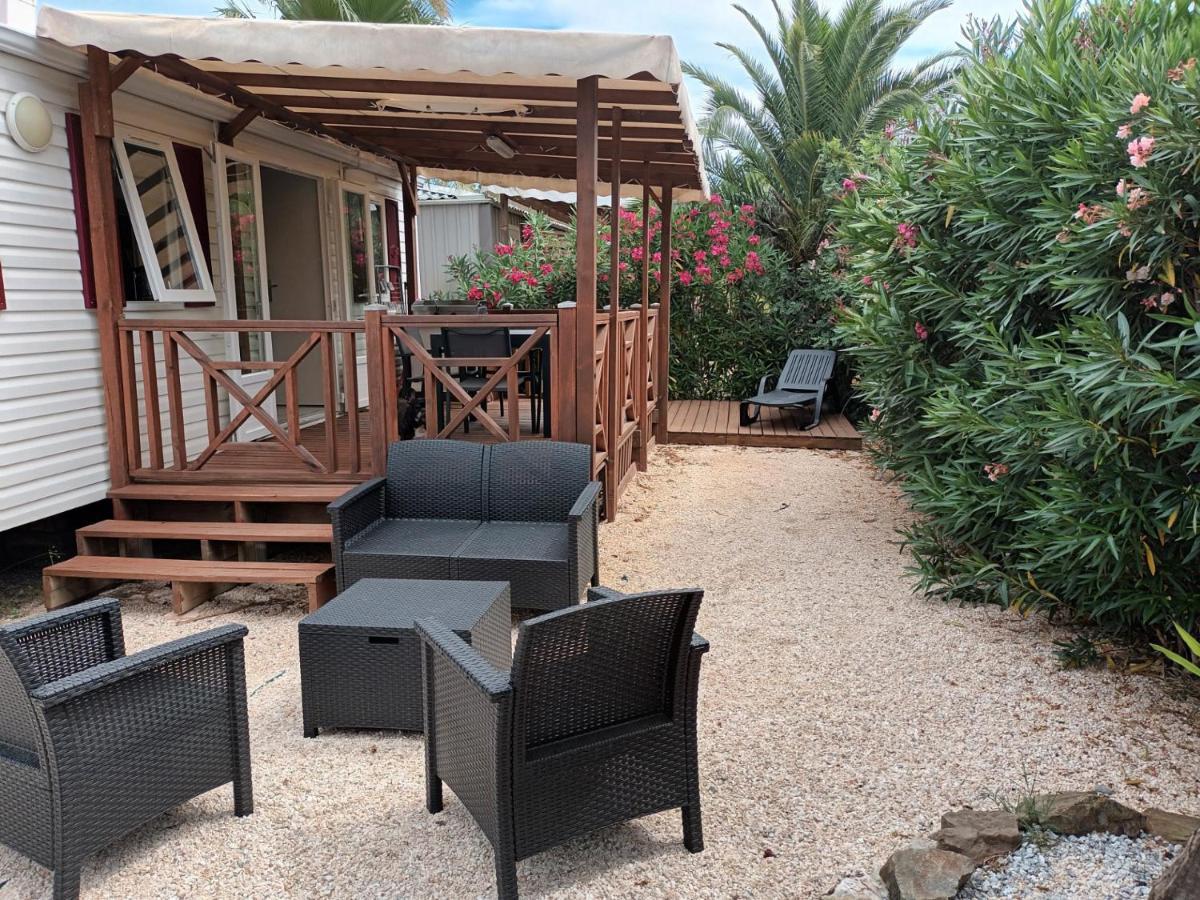 Camping Le Clos Du Thym أرجيليه- سور- مير المظهر الخارجي الصورة